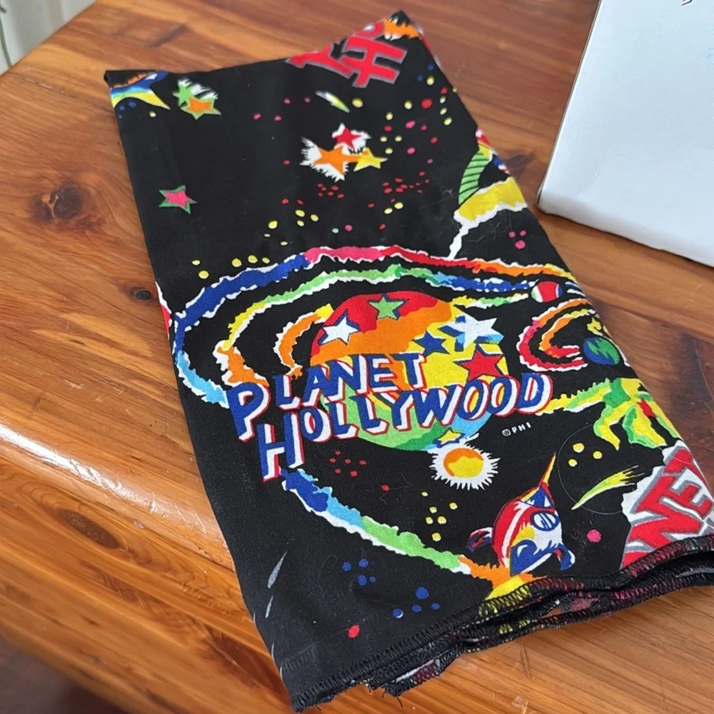 NEW Planet Hollywood Orlando Hurricane Stars Glass w/ Colorful Tea Towel
